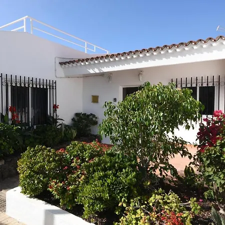 Las Flores 7 - Two Bed With 6-seater Jacuzzi *