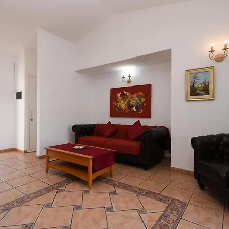 Las Flores 7 - Two Bed With 6-seater Jacuzzi 公寓 美洲海滩