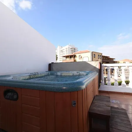 Las Flores 7 - Two Bed With 6-seater Jacuzzi